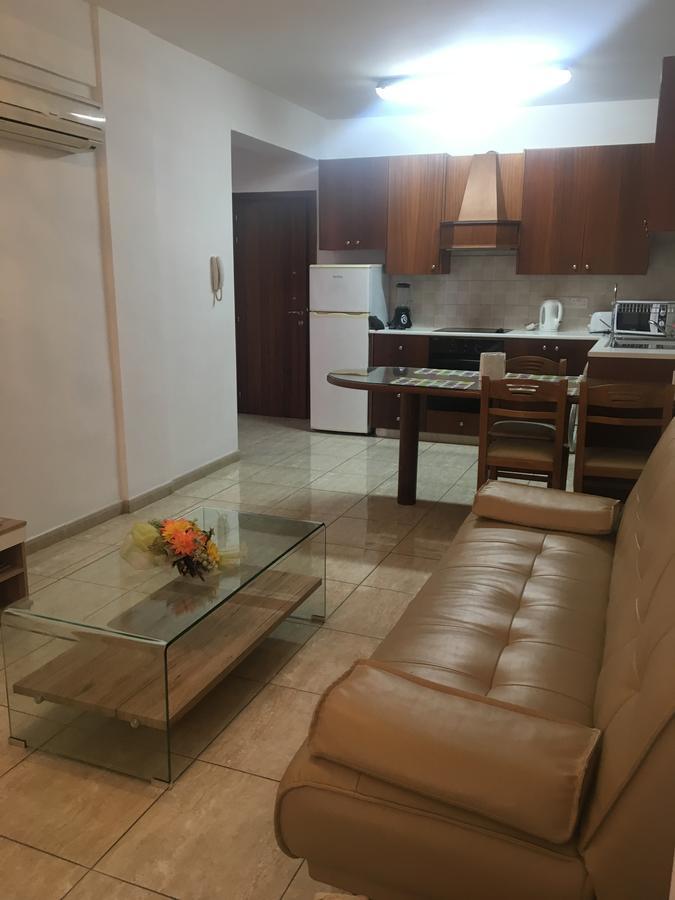 Marina Apartments 211 ラルナカ エクステリア 写真